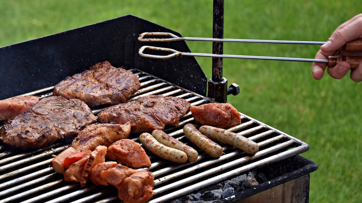 Quel modèle de barbecue moderne mettre dans son jardin ?