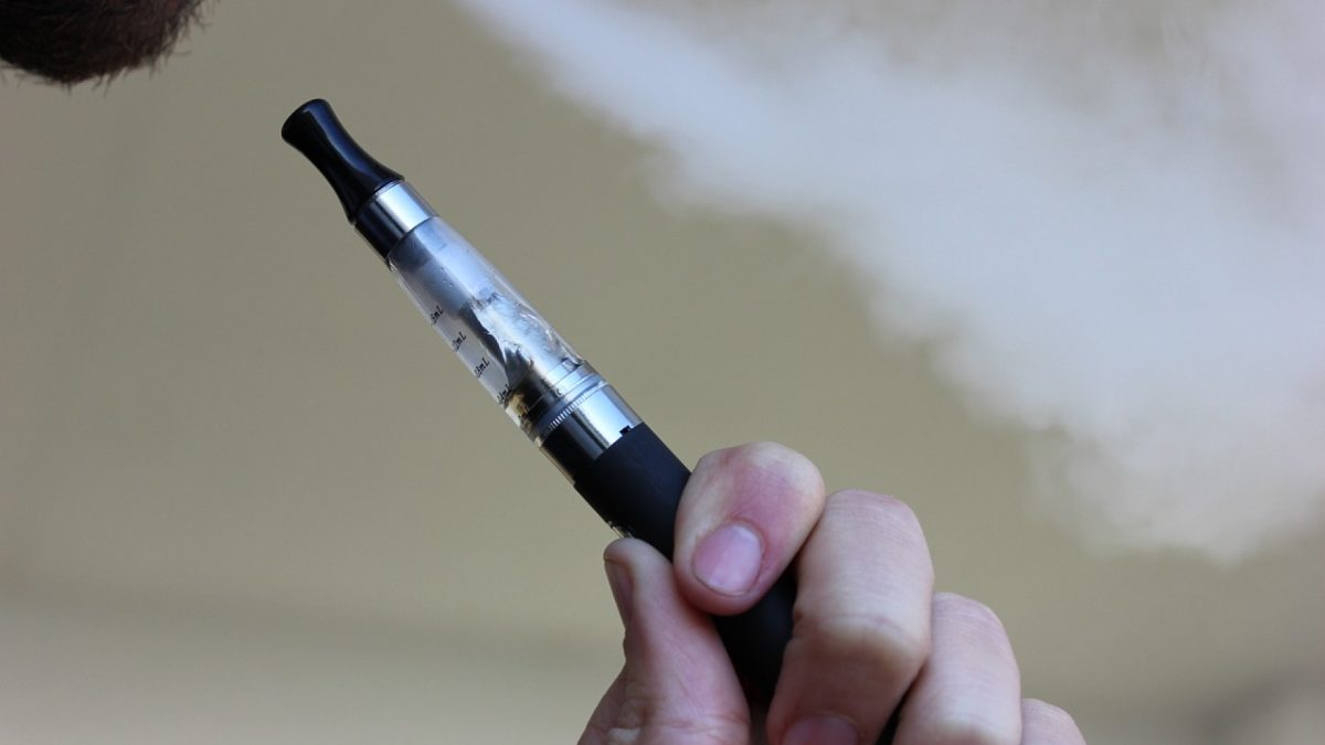 Première e-cigarette : quelques critères à prendre en compte