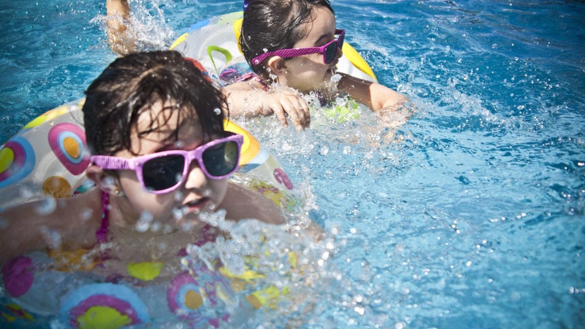 Comment choisir les lunettes de soleil pour votre bébé ?