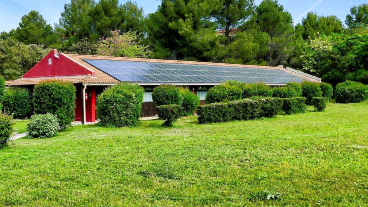 Pourquoi consulter un fabricant d'onduleur solaire ?