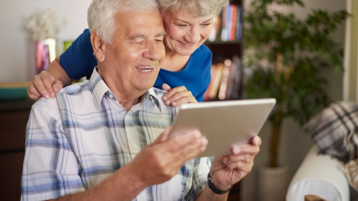 Comment bien choisir sa mutuelle santé senior pour des soins adaptés ?