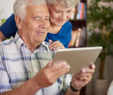 Comment bien choisir sa mutuelle santé senior pour des soins adaptés ?