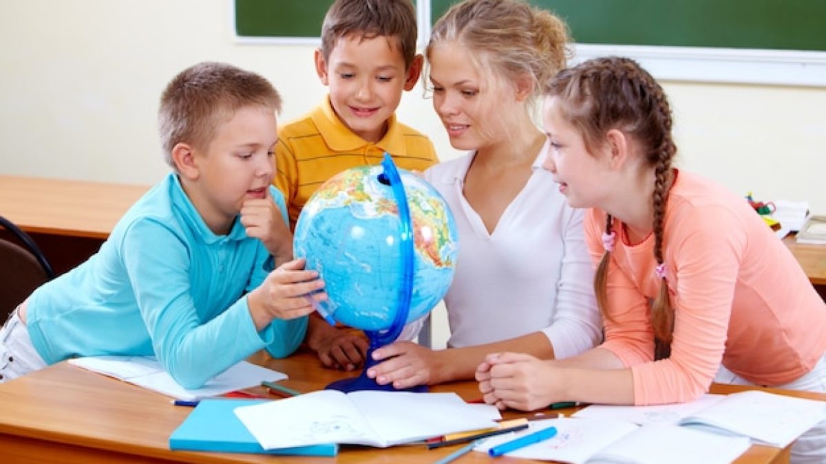 Agents en milieu scolaire : former pour mieux encadrer les temps périscolaires