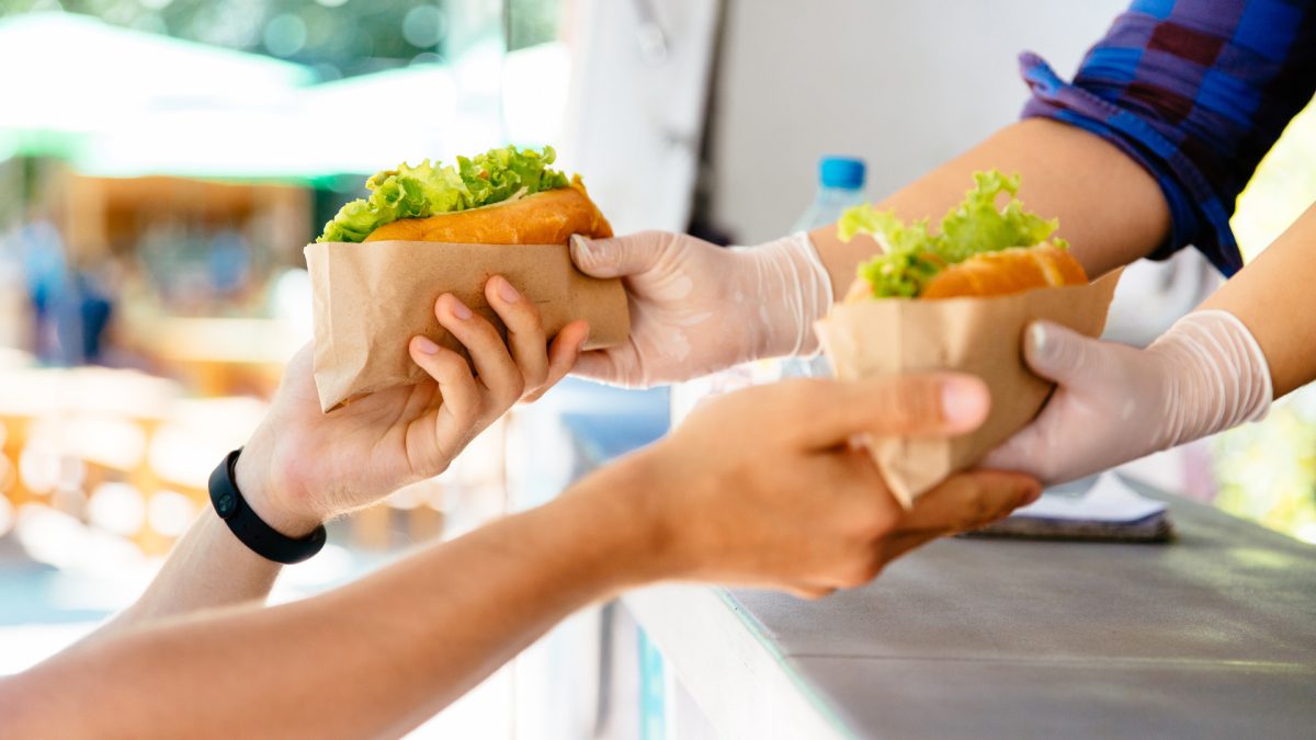 Pourquoi choisir un food truck d’occasion pour lancer son activité ?